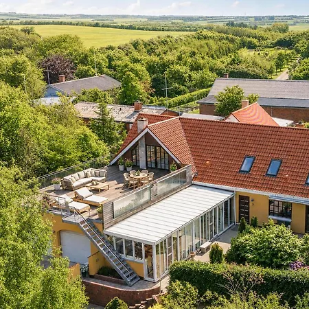 6 Bedroom Beautiful In Vakantiehuis