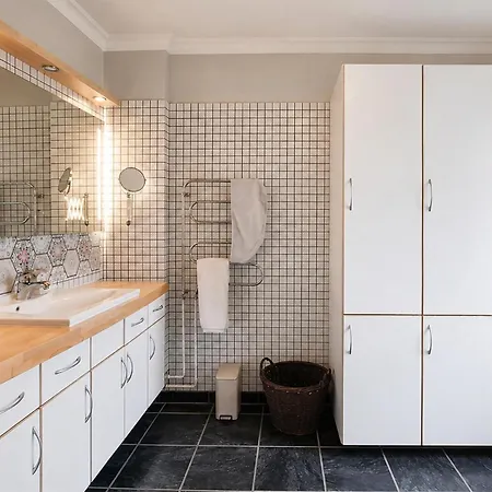 6 Bedroom Beautiful In * Bedsted Thy